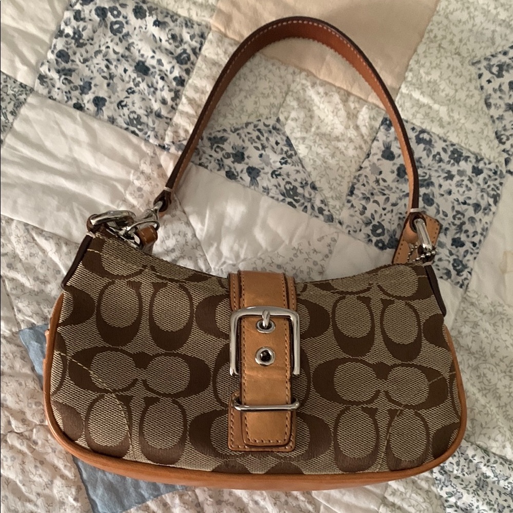 COACH Vintage Demi Tan Brown 6362 Hampton Bag